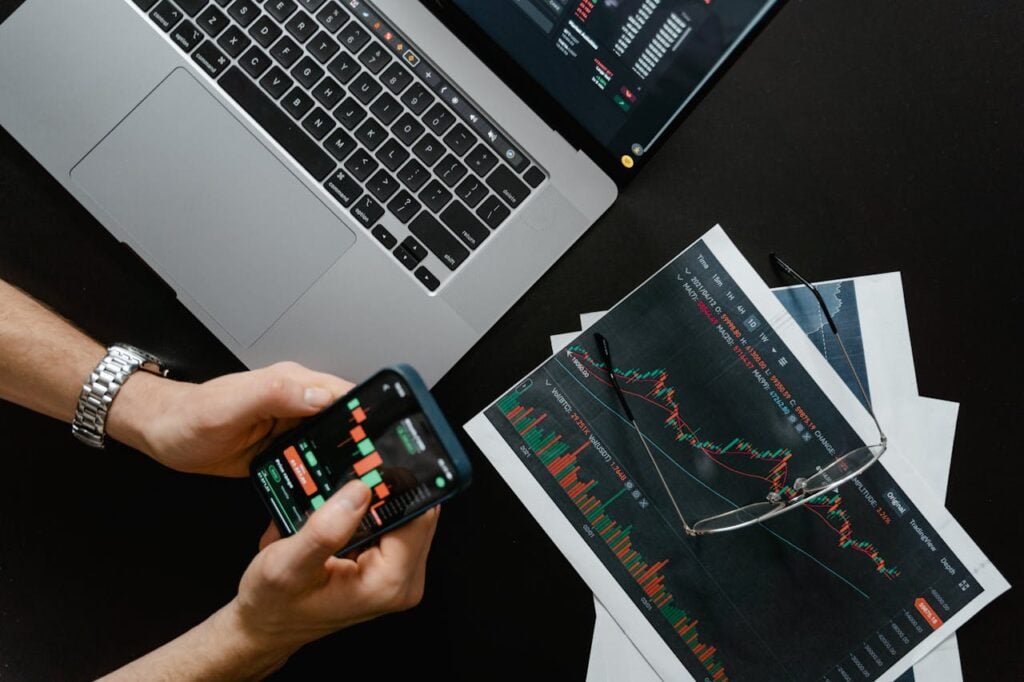How to Start Your Own Online Brokerage in 2025 — A Complete Beginner’s Guide